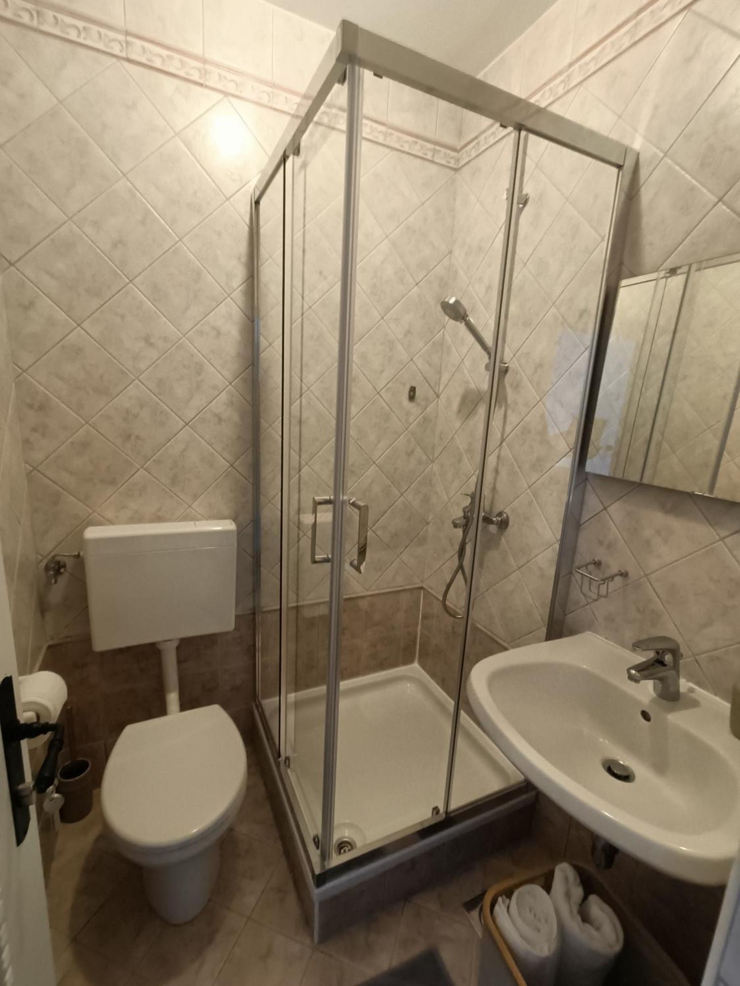 Отель Casa Valsecca Крк Экстерьер фото